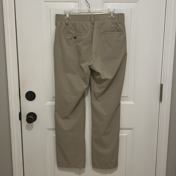 Under Armour Men's Tan Golf Pants 34 - 30 - Picture 6 of 9